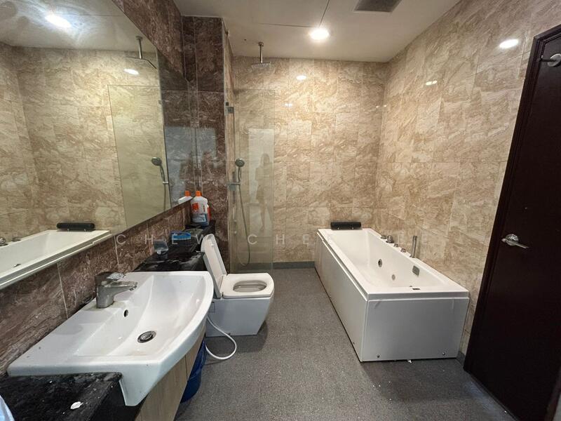 Service Residence for Rent at Paragon Suites @ CIQ - Chew Chee Yee - Bathroom - PropertyGuru.com.my