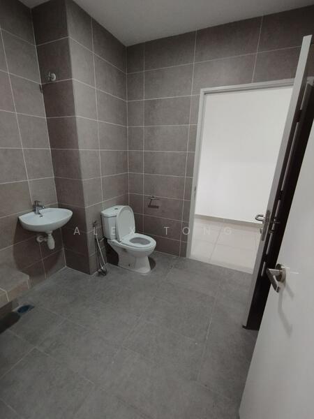 Sejati Lakeside @ Cyberjaya untuk Untuk Dijual - RM 980,000, Feb 2026 - Bathroom - PropertyGuru.com.my
