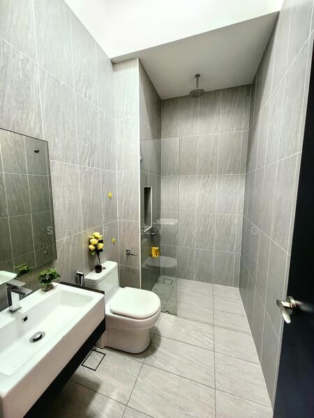 2.5-storey Terraced House for Sale in Iskandar Puteri (Nusajaya) (Johor) - Shirley Pang - Bathroom - PropertyGuru.com.my