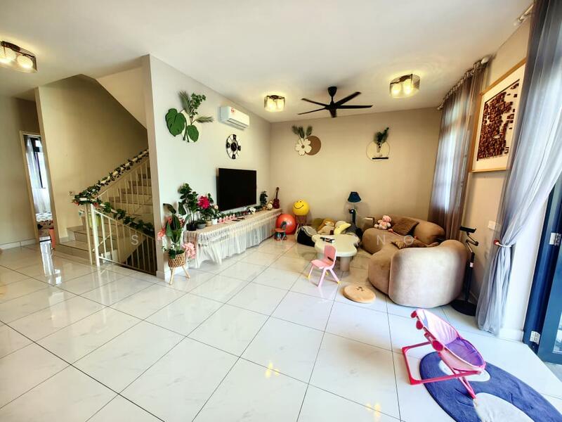 2.5-storey Terraced House for Sale in Iskandar Puteri (Nusajaya) (Johor) - Shirley Pang - Living Room - PropertyGuru.com.my