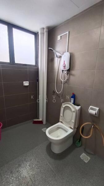 Service Residence for Rent at ARC @ Austin Hills - Kelvin Chop - Bathroom - PropertyGuru.com.my