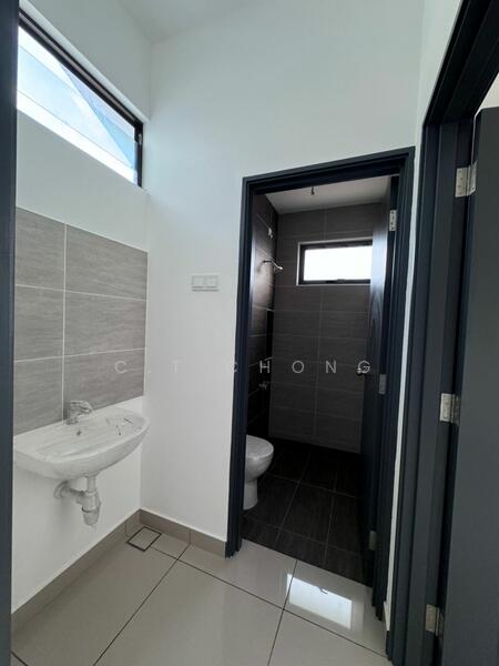 2-storey Terraced House for Sale in Johor Bahru (Johor) - C.T Chong - Bathroom - PropertyGuru.com.my