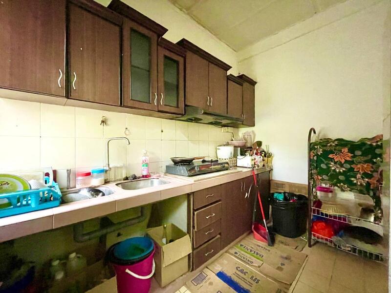 1.5-storey Terraced House for Sale at Taman Impian Putra - EMA ALLANG - Kitchen - PropertyGuru.com.my