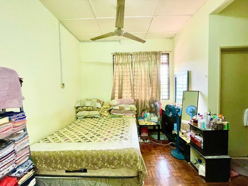 1.5-storey Terraced House for Sale at Taman Impian Putra - EMA ALLANG - PropertyGuru.com.my