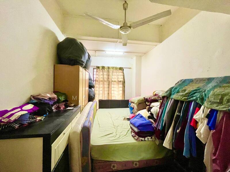 1.5-storey Terraced House for Sale at Taman Impian Putra - EMA ALLANG - PropertyGuru.com.my