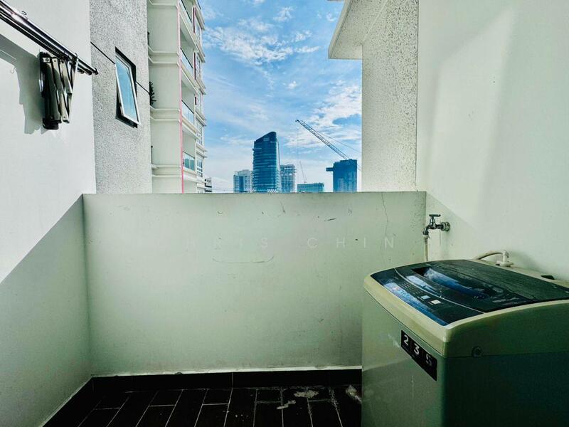 TriTower Residence @ Johor Bahru Sentral untuk Untuk Dijual - RM 780,000, Apr 2026 - Balcony - PropertyGuru.com.my