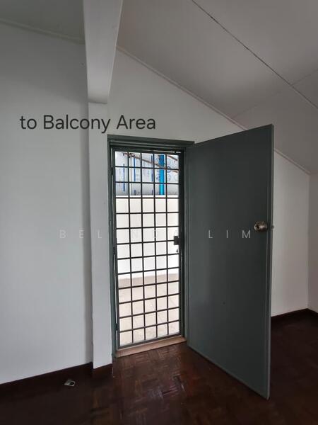 1.5-storey Terraced House for Sale in Sri Petaling (Kuala Lumpur) - Belinda Lim - Balcony - PropertyGuru.com.my
