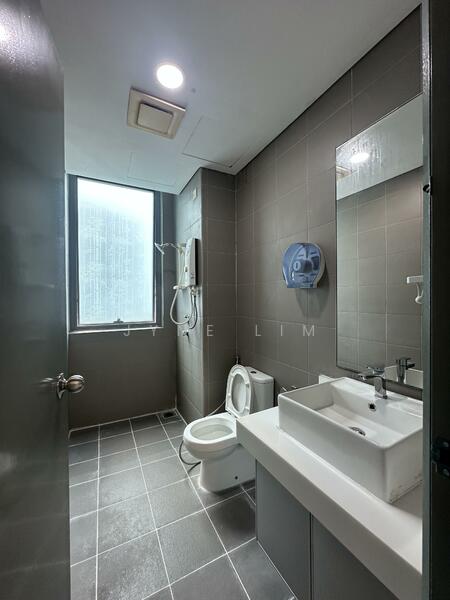 Service Residence for Rent at Mercu Summer Suites - Jyne Lim - Bathroom - PropertyGuru.com.my