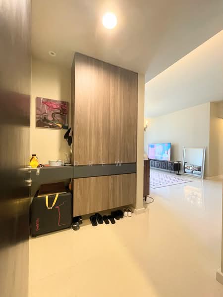 Condominium for Sale at Agile Mont Kiara - Andrew Lee - Entrance - PropertyGuru.com.my