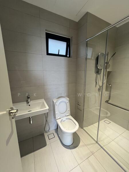 Service Residence for Rent at Residensi Ava @ Kiara Bay - Pak Sim Wong - Bathroom - PropertyGuru.com.my