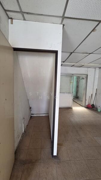 Kedai untuk Disewa di Jelutong (Penang) - Steven Hng - Interior - PropertyGuru.com.my
