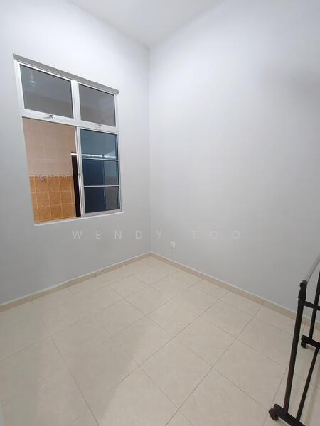 Taman Daya@Jalan Enau untuk Untuk Disewa - RM 2,600 /bulan, Mac 2026 - Bedroom 4 - PropertyGuru.com.my