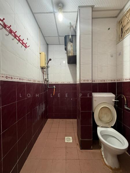 Flat for Rent at Flat Taman Perling - Loh Lee Peng - PropertyGuru.com.my