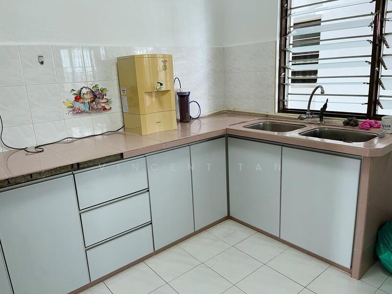 Apartment for Rent at Taman Pekaka Block 31 - Vincent Tan - Kitchen - PropertyGuru.com.my