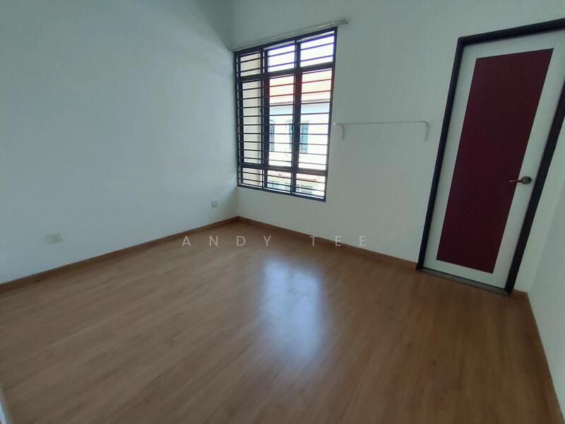 2-storey Terraced House for Rent in Kota Bayuemas (Klang) - Andy Tee - 3rd Room - PropertyGuru.com.my