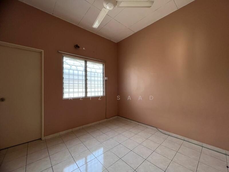 Terraced House for Sale in Sungai Buloh (Selangor) - Aziz Saad - Interior - PropertyGuru.com.my