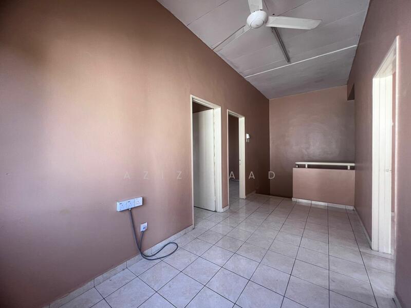 Terraced House for Sale in Sungai Buloh (Selangor) - Aziz Saad - Interior - PropertyGuru.com.my