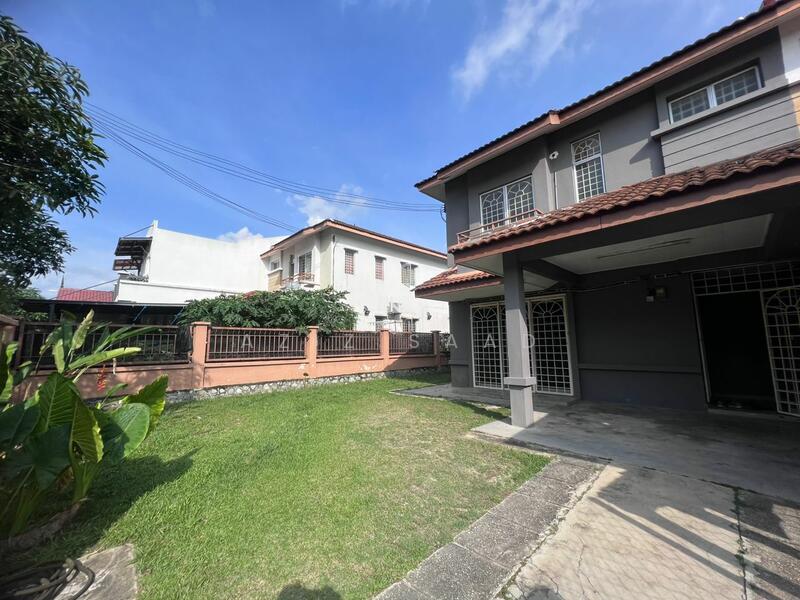 Terraced House for Sale in Sungai Buloh (Selangor) - Aziz Saad - Exterior - PropertyGuru.com.my