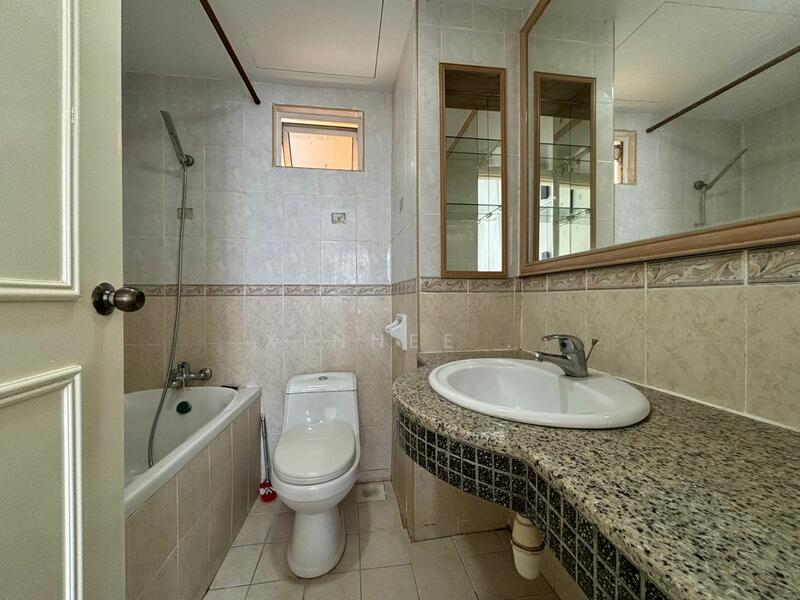 Condominium for Rent at Gold Coast Resort Condominium - Xinnee . - Bathroom - PropertyGuru.com.my