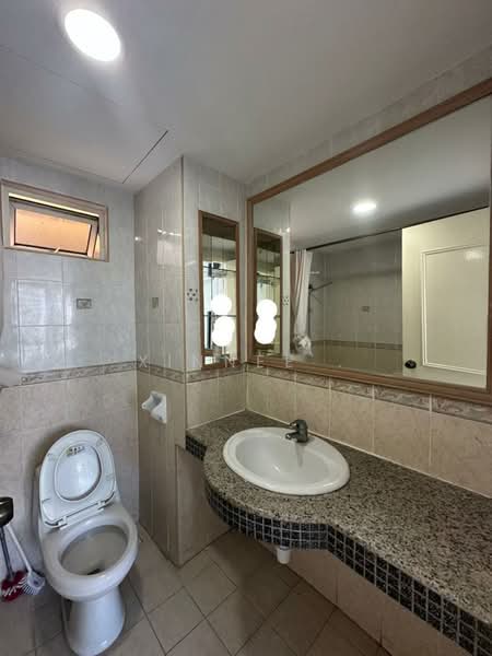 Condominium for Rent at Gold Coast Resort Condominium - Xinnee . - Bathroom - PropertyGuru.com.my