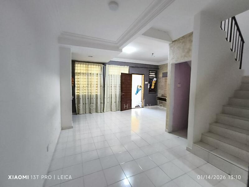 2-storey Terraced House for Sale in Gelang Patah (Johor) - SC Cheng - Living Room - PropertyGuru.com.my