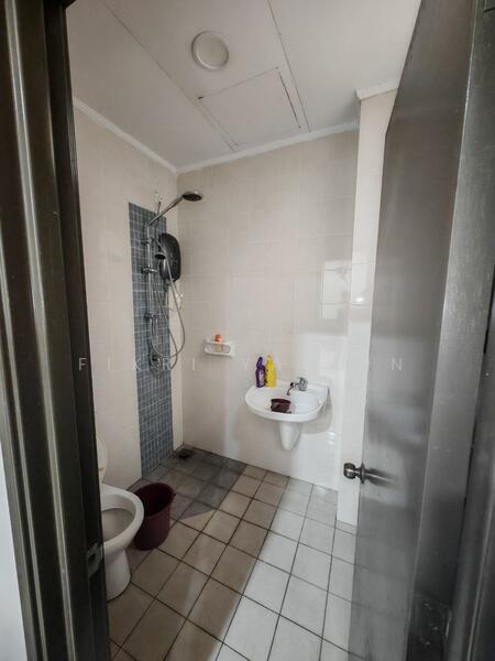 2-storey Terraced House for Sale in Presint 14 (Putrajaya) - Fikri Yasmin - Bathroom - PropertyGuru.com.my