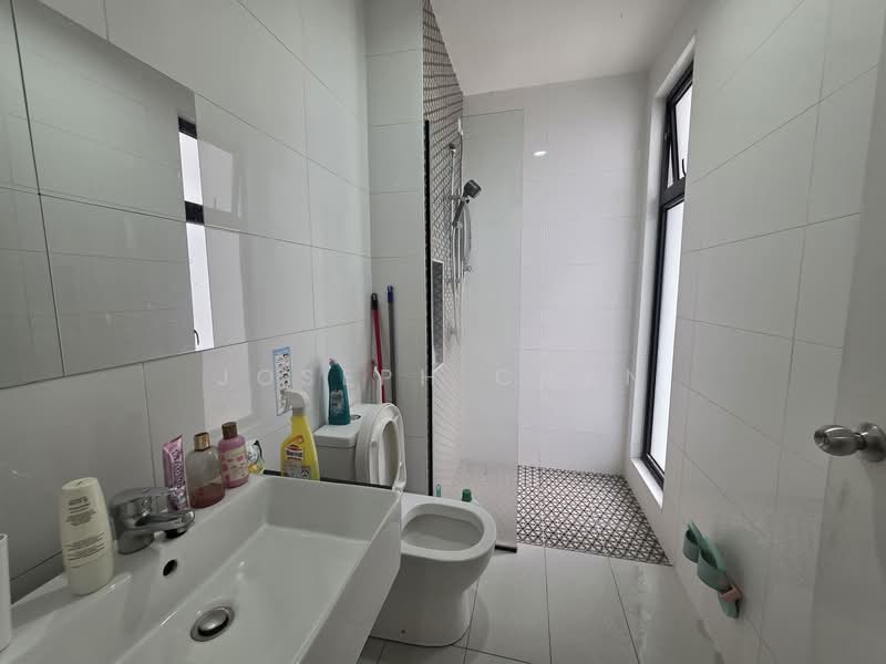 Townhouse for Sale in Setia Alam (Selangor) - Joseph Chan - Bathroom - PropertyGuru.com.my