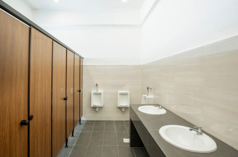 Detached Factory for Sale in Kawasan Perindustrian Pasir Gudang (Pasir Gudang) - Terence Tan - Bathroom - PropertyGuru.com.my