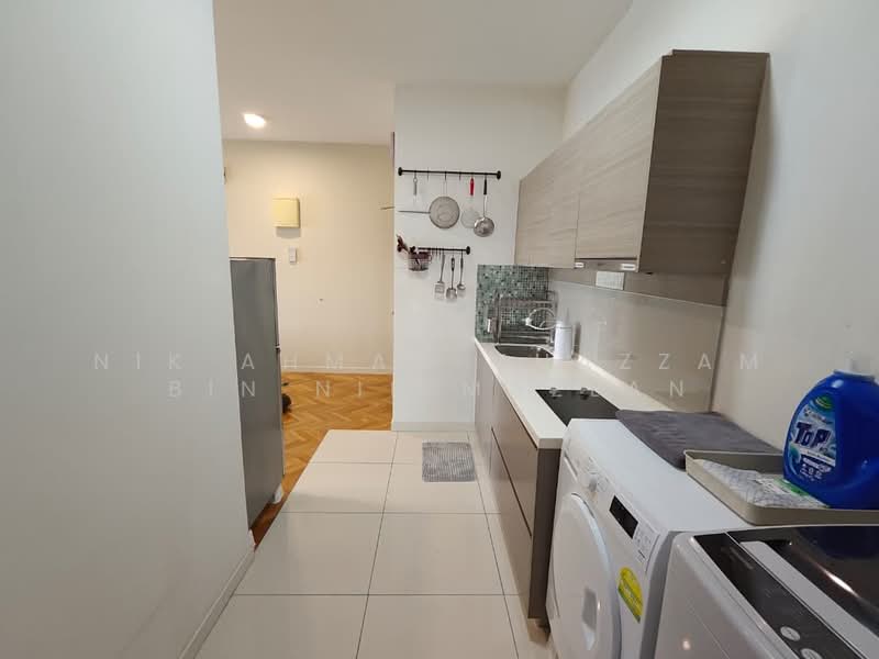 Emira Residence untuk Untuk Disewa - RM 2,000 /bulan, Apr 2026 - Kitchen - PropertyGuru.com.my