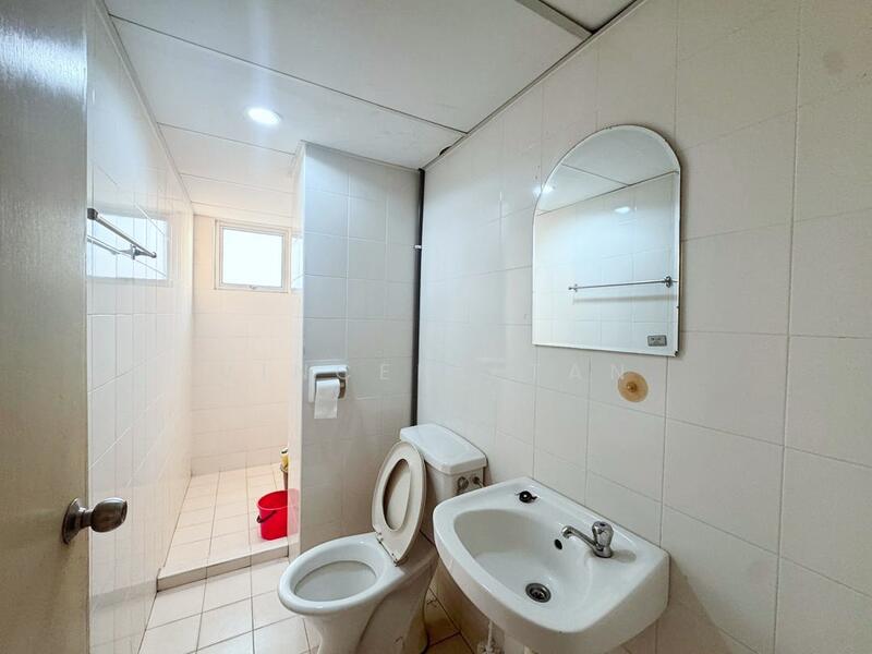 Symphony Park untuk Untuk Disewa - RM 1,400 /bulan, Feb 2026 - Bathroom - PropertyGuru.com.my