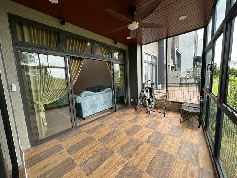 Emerald Residence Link House Type B untuk Untuk Dijual - RM 1,900,000, Mac 2026 - Balcony - PropertyGuru.com.my