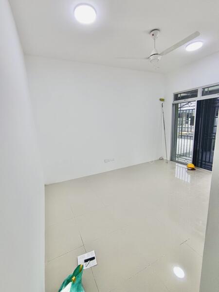 Taman Langat Idaman Banting Selangor untuk Untuk Disewa - RM 1,800 /bulan, Mac 2026 - Interior - PropertyGuru.com.my