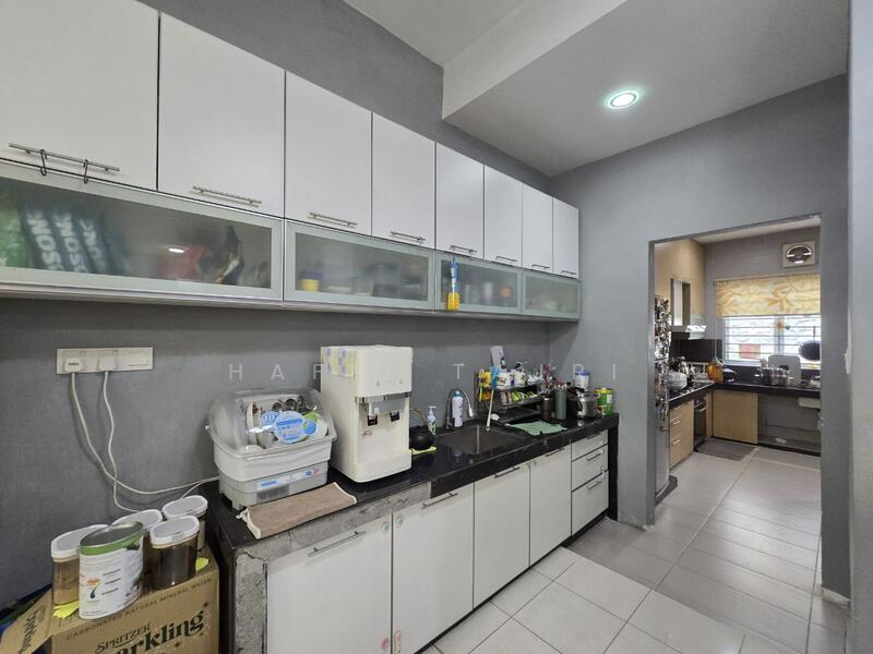 2-storey Terraced House for Sale in Taman Mutiara Indah (Puchong) - Hafiz Tajri - Kitchen - PropertyGuru.com.my
