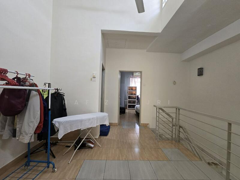 2-storey Terraced House for Sale in Taman Mutiara Indah (Puchong) - Hafiz Tajri - Corridor - PropertyGuru.com.my