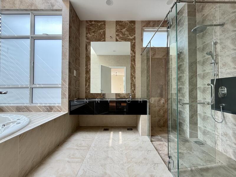 Saujana Glenmarie untuk Untuk Dijual - RM 3,652,500, Feb 2026 - Bathroom - PropertyGuru.com.my