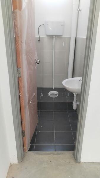 Commercial Semi-D for Sale in Jasin (Melaka) - Susan Lim - Bathroom - PropertyGuru.com.my