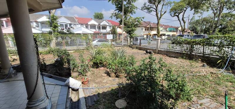 Semi-Detached House for Sale in Sungai Buloh (Selangor) - Luis Chew - Exterior - PropertyGuru.com.my
