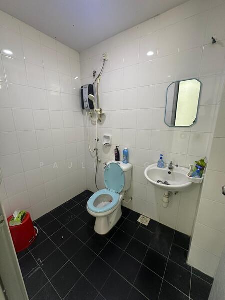 2.5-storey Terraced House for Sale in Aman Larkin (Johor Bahru) - Pauline Goh - Bathroom - PropertyGuru.com.my