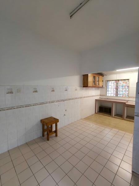 2-storey Terraced House for Rent in Shah Alam (Selangor) - Jc Lee - Kitchen - PropertyGuru.com.my