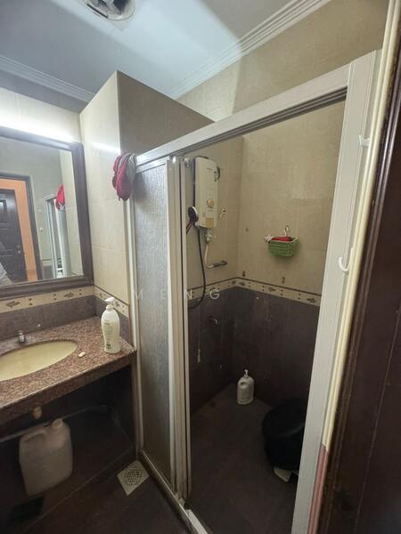 1-storey Terraced House for Sale in Johor Bahru (Johor) - Meng . - Bathroom - PropertyGuru.com.my