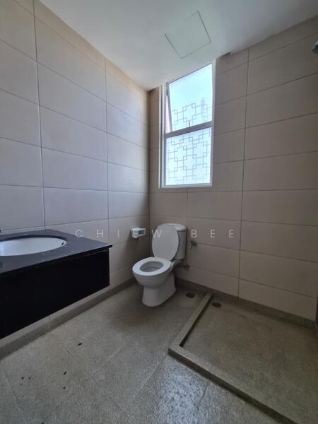 Condominium for Sale at D'Zone Condominium, Penang - Chiew Bee - Bathroom - PropertyGuru.com.my