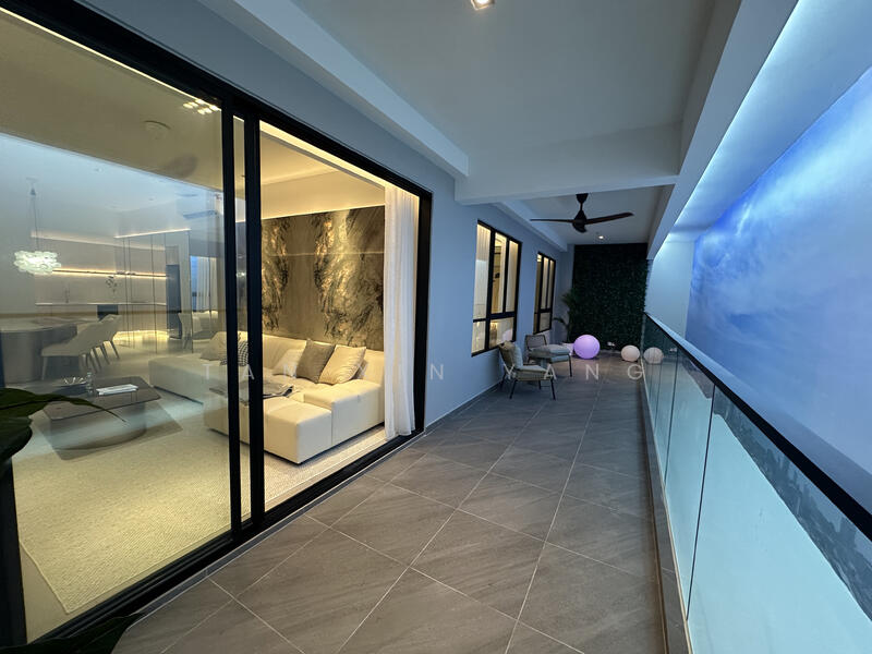 Lumina Residence untuk Untuk Dijual - RM 950,000, Feb 2026 - Living Room - PropertyGuru.com.my