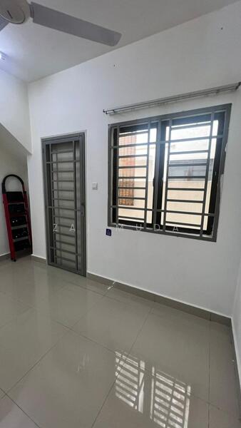 Townhouse for Rent in Bandar Tasik Kesuma (Beranang) - Zai Muda - Interior - PropertyGuru.com.my