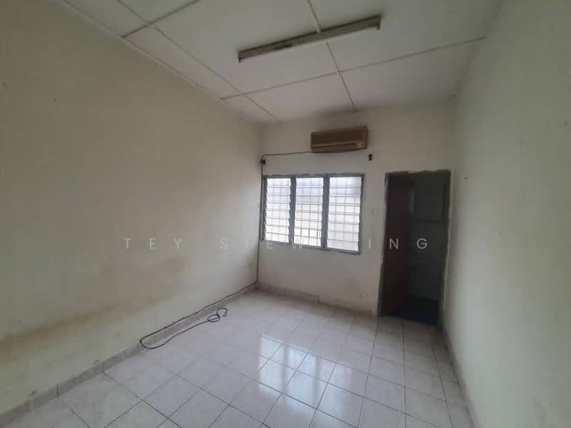 2-storey Terraced House for Sale in Taman Desa Permai (Cheras) - Tey Siew Zing - Interior - PropertyGuru.com.my