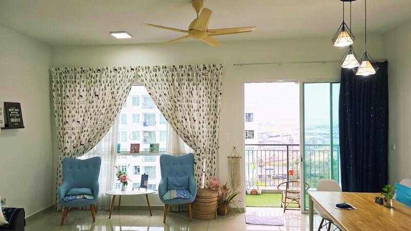 SummerSkye Residences untuk Untuk Disewa - RM 2,300 /bulan, Mac 2026 - Living Room - PropertyGuru.com.my