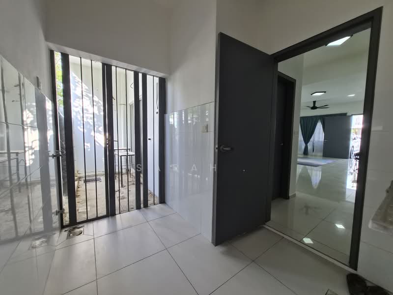 Casawood untuk Untuk Disewa - RM 2,200 /bulan, Mac 2026 - Entrance - PropertyGuru.com.my