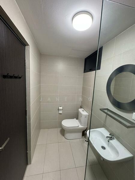 Anggun Residences untuk Untuk Disewa - RM 1,800 /bulan, Mac 2026 - Bathroom - PropertyGuru.com.my
