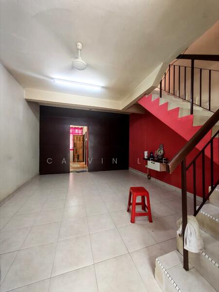 2-storey Terraced House for Sale in Taman Bestari Indah (Ulu Tiram) - Calvin Lee - Interior - PropertyGuru.com.my