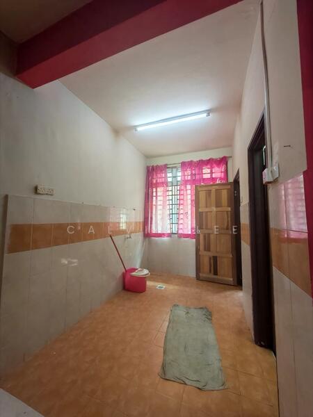 2-storey Terraced House for Sale in Taman Bestari Indah (Ulu Tiram) - Calvin Lee - Interior - PropertyGuru.com.my