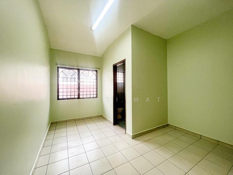 2-storey Terraced House for Sale in Taman Pinggiran Saujana (Kajang) - Izzati Mat - Interior - PropertyGuru.com.my